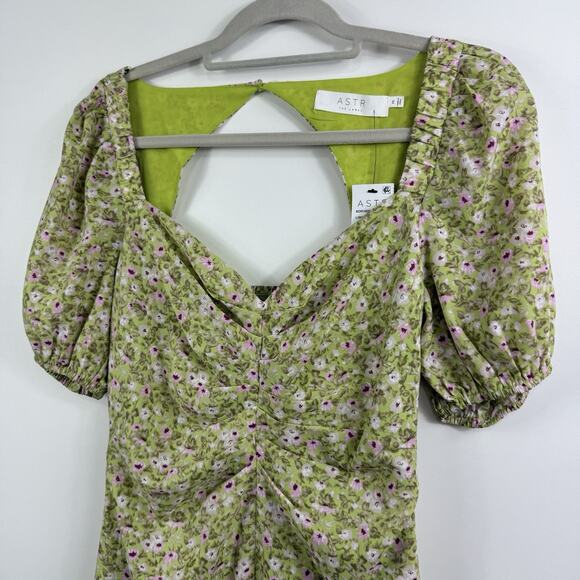 ASTR The Label New Lime Pink Ditsy Floral Midi Dress Medium Cut Out Smocked - Picture 4 of 13